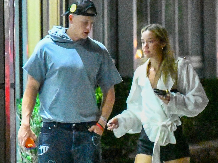 Joe Burrow and Olivia Ponton Have Date Night In NYC