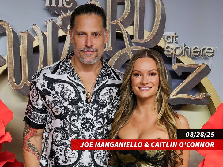 Caitlin-O'Connor-and-Joe-Manganiello-getty-2