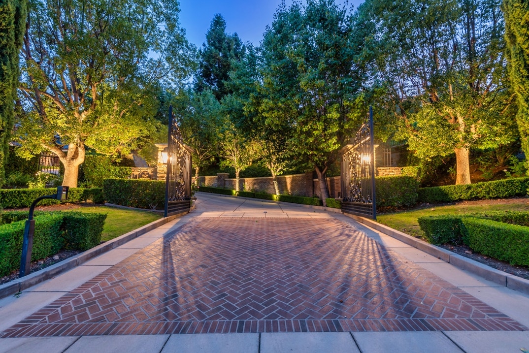 The Miz Westlake Village Home photos 3