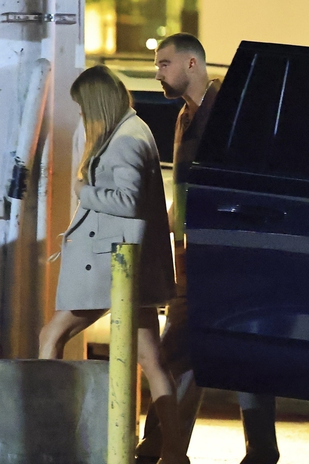 Taylor Swift Travis Kelce Out For Dinner In Beverly Hills 2