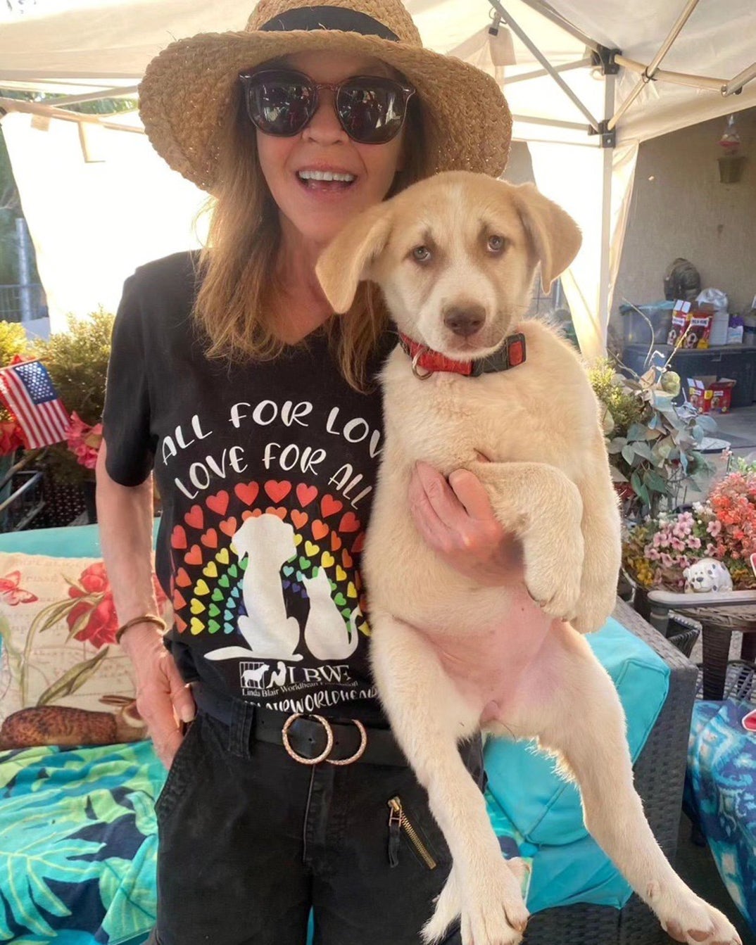 Linda Blair With Dogs 9