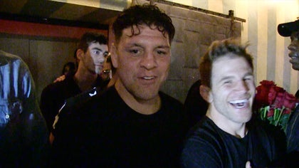 082219_nick_diaz_aj_agazarm_v2kal