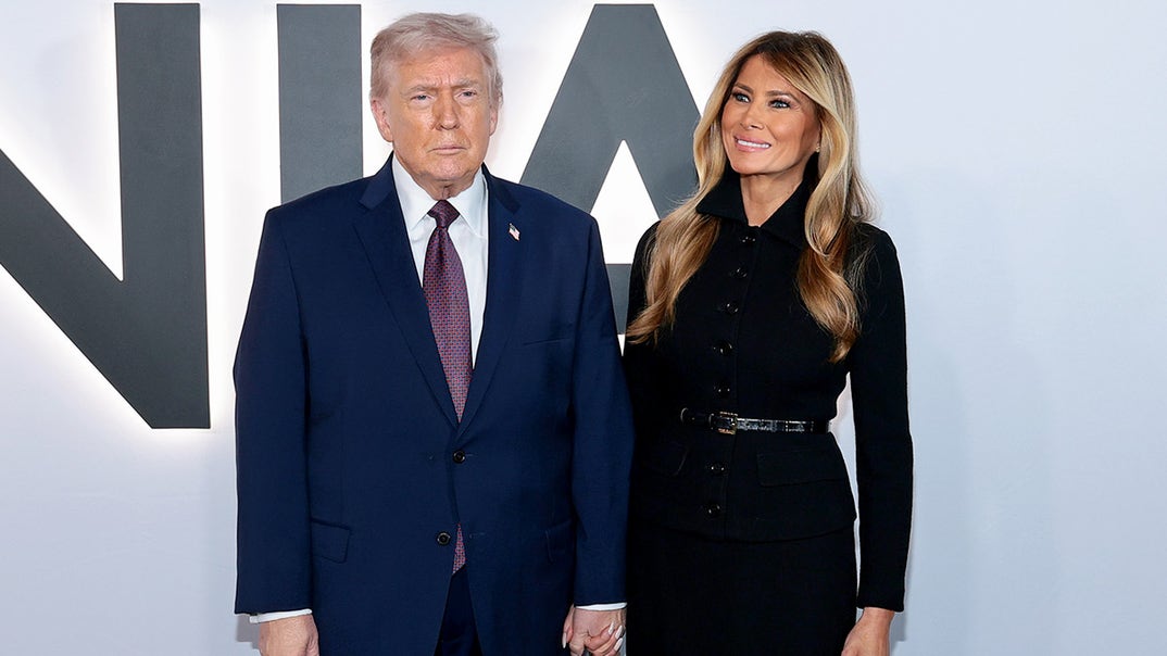 0129-Celebs-Attend-Melania-Premiere-PRIMARY