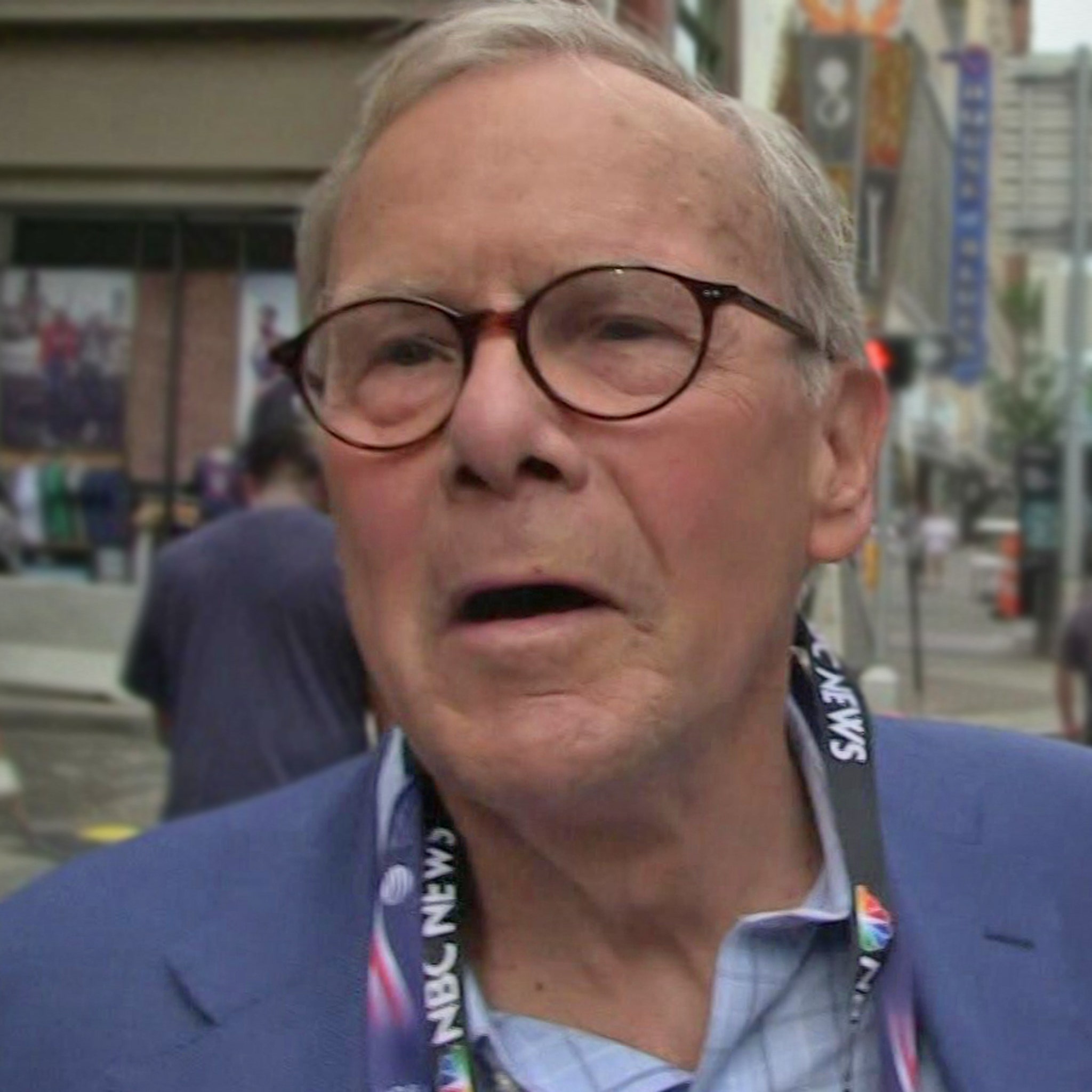 Tom Brokaw And Wife Escape Scary High Rise Fire In Nyc