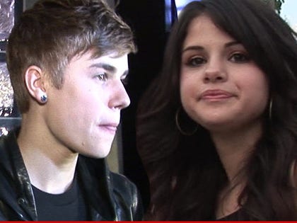 0815_justin_bieber_selena_gomez_tmz