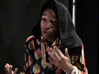 082817_koraun_mayweather_primary