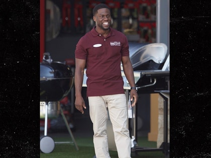 0918-kevin-hart-backgrid-02