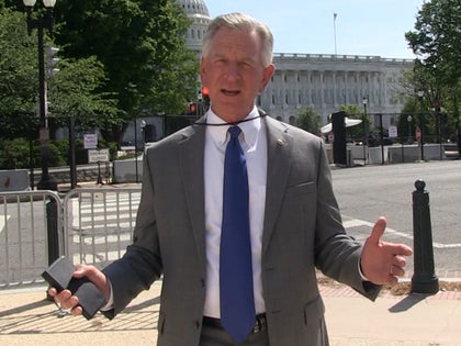 042721-tommy-tuberville-primary