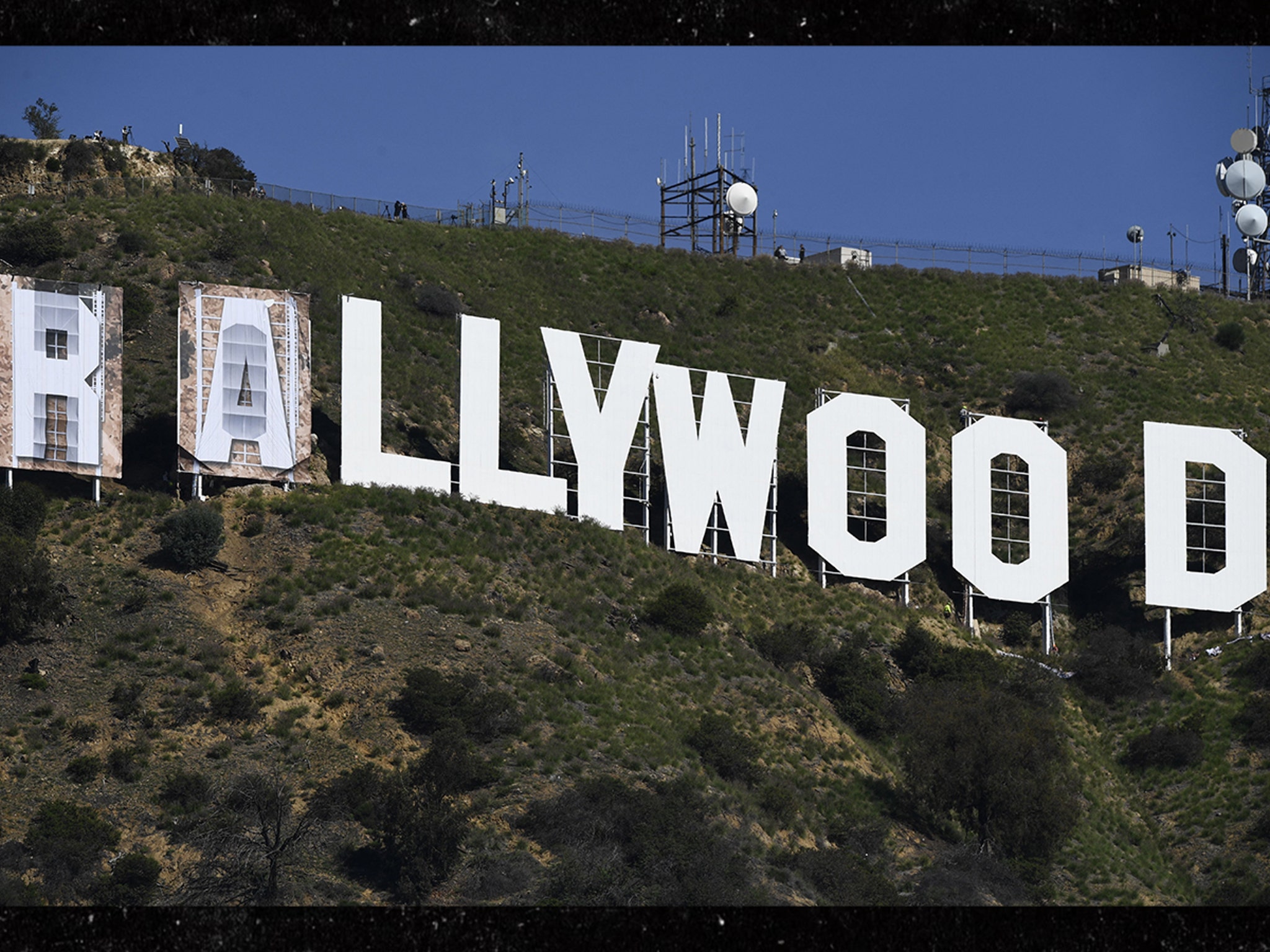 Whose House? Rams' Hollywood Sign Takeover A Flop In LA - Los Angeles Times