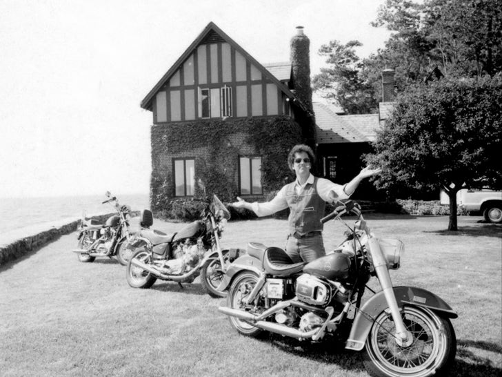 0925-Billy-Joel-Motorcycle-Collection-SUB