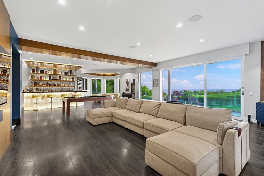 Russell Peters Malibu Home 0008