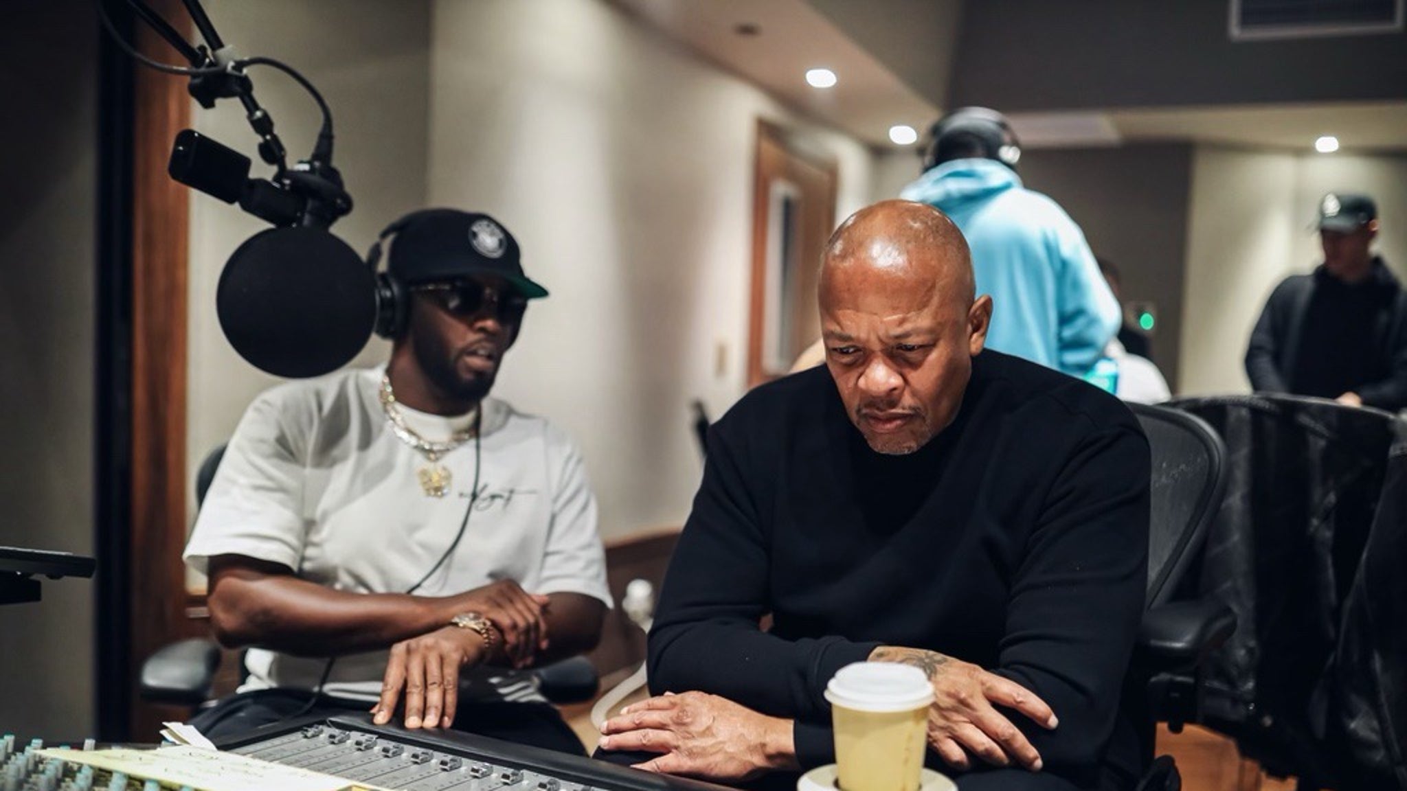 Diddy и Dr. Dre впервые попали в студию
