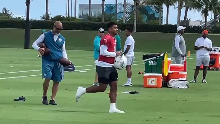 BEHIND THE SCENES: Tua Tagovailoa Filming a National Commercial for Muscle  Milk - Miami Dolphins