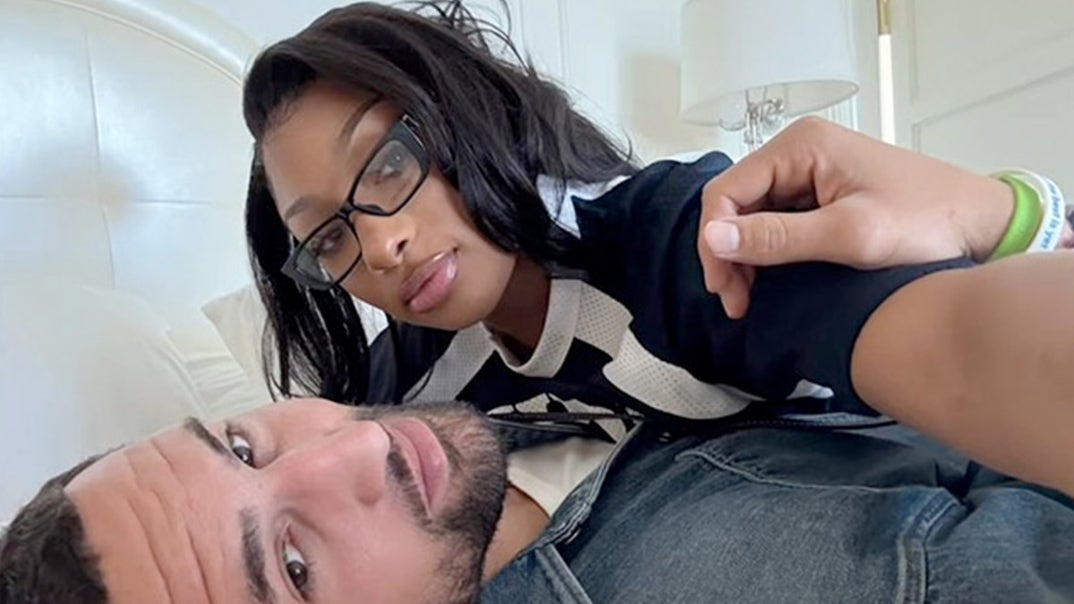 1030-Megan-Thee-Stallion-Klay-Thompson-PRIMARY