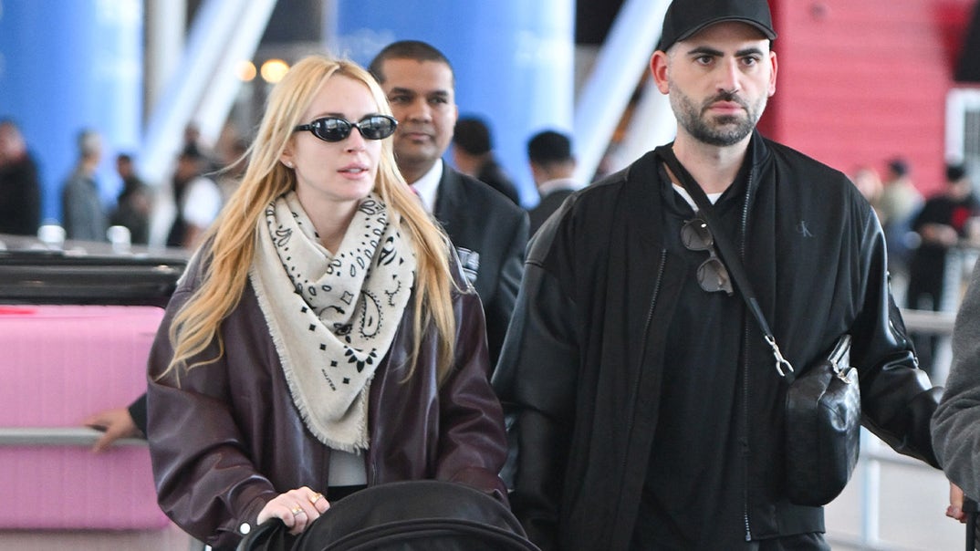 0311-Lindsay-Lohan-Arrives-NYC-PRIMARY