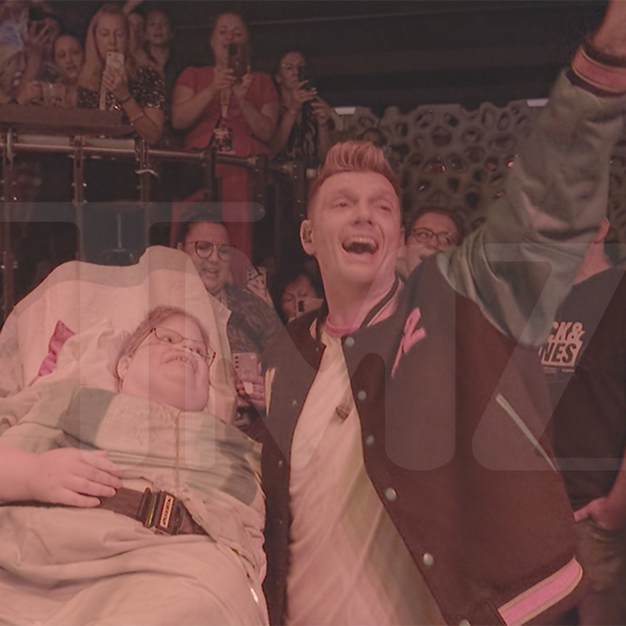 Nick Carter Sings to Terminally Ill Superfan at German Concert