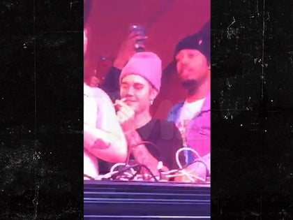 041116_bieber_primary