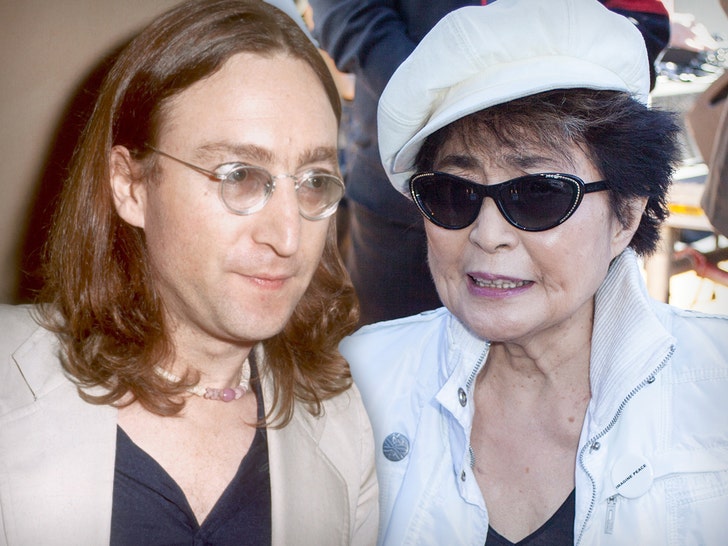 John Lennon Allegedly Had Affair with Teenage Assistant Set Up by Yoko Ono.jpg