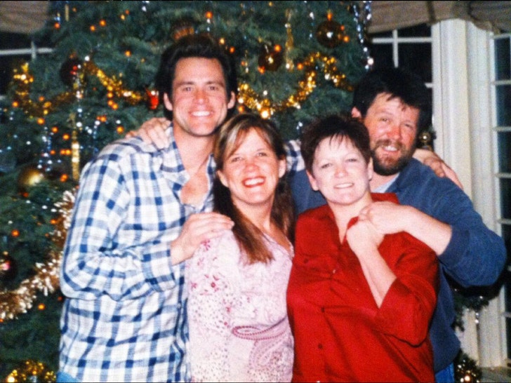 rita carrey and jim carrey family pic 2