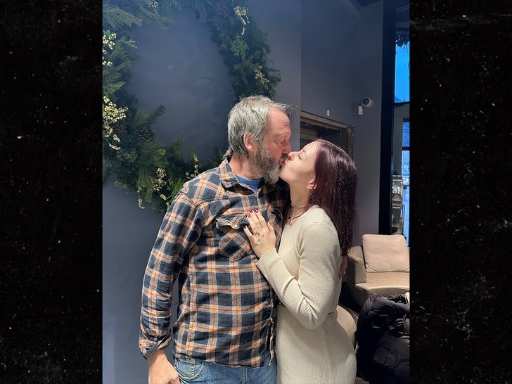 tom green amanda got engaged on instagram