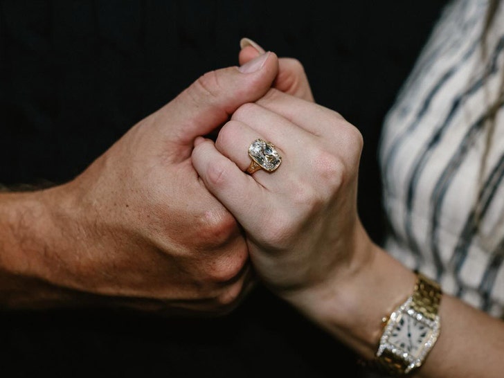 taylor swift travis kelce engaged ring instagram