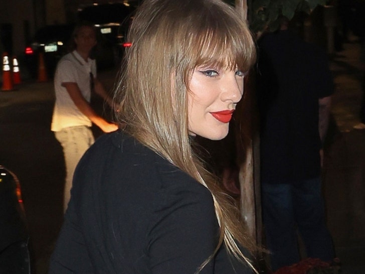 taylor swift. ackgrid