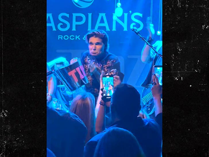 022126_corey_feldman_tips_primary