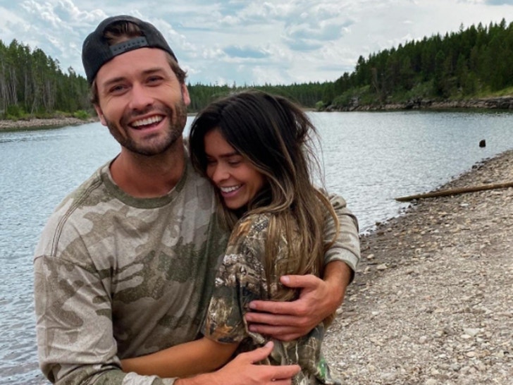 Taylor Frankie Paul and Dakota Mortensen Happier Times