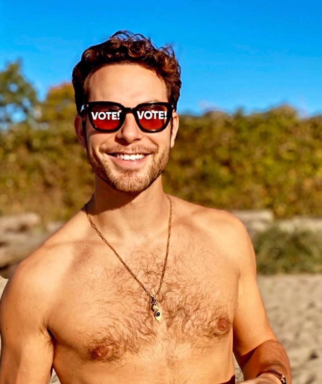 Skylar Astin