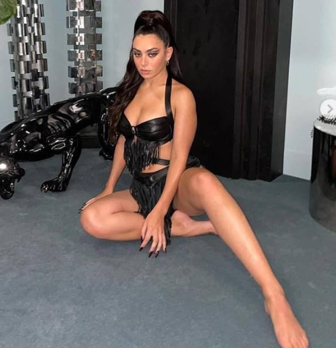 0726 Charli XCX Hot Shots 2