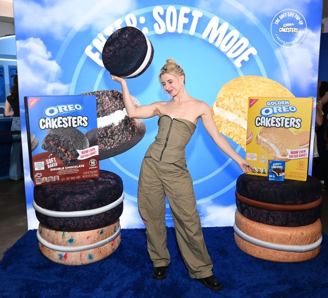 Oreo Cakesters Soft Life Pop Up Celebs 18