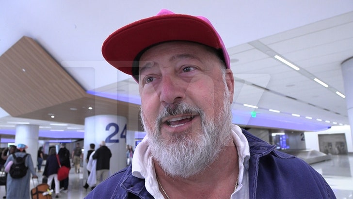 Andrew-Zimmern-Kal-05-22-2025