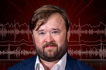 Emily Osment Kroppen