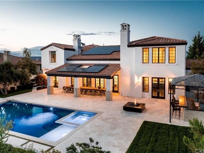 Kylie Jenner starter home for sale photos-2-52