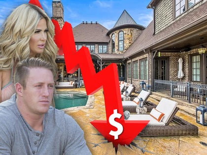 Kim Zolciak And Kroy Bierman With Their Georgia Mansion