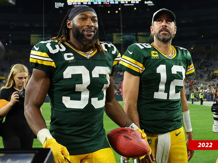 Aaron Jones and Aaron Rodgers Getty 1