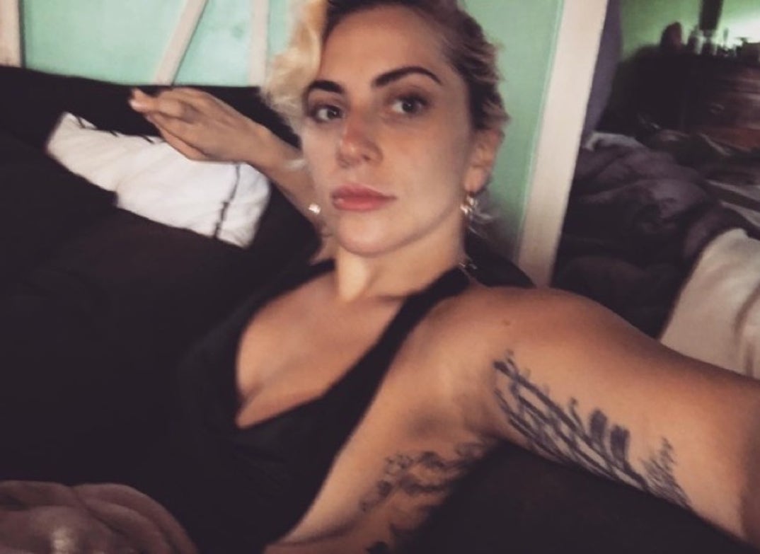 0328_lady_gaga_hot_29