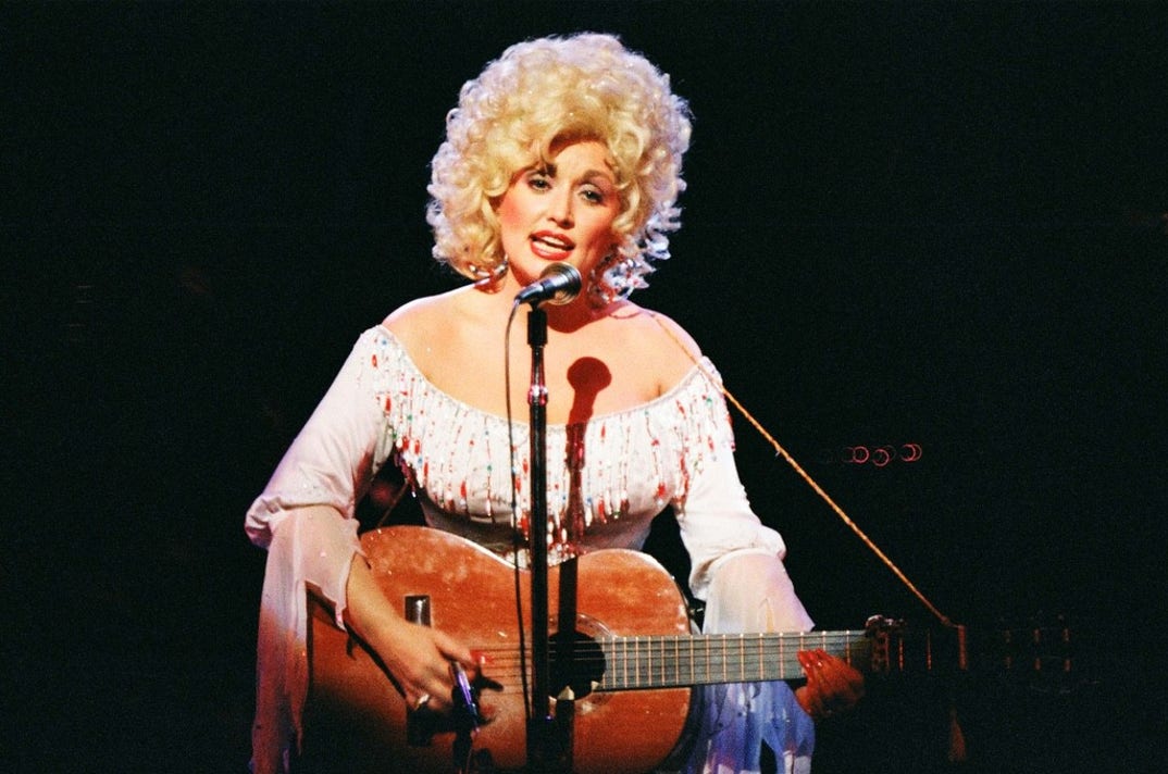 Dolly Parton Photos 3