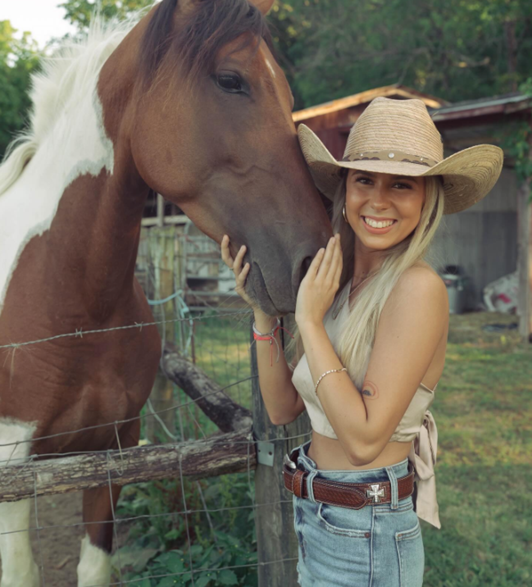 Hailey welch nude leak