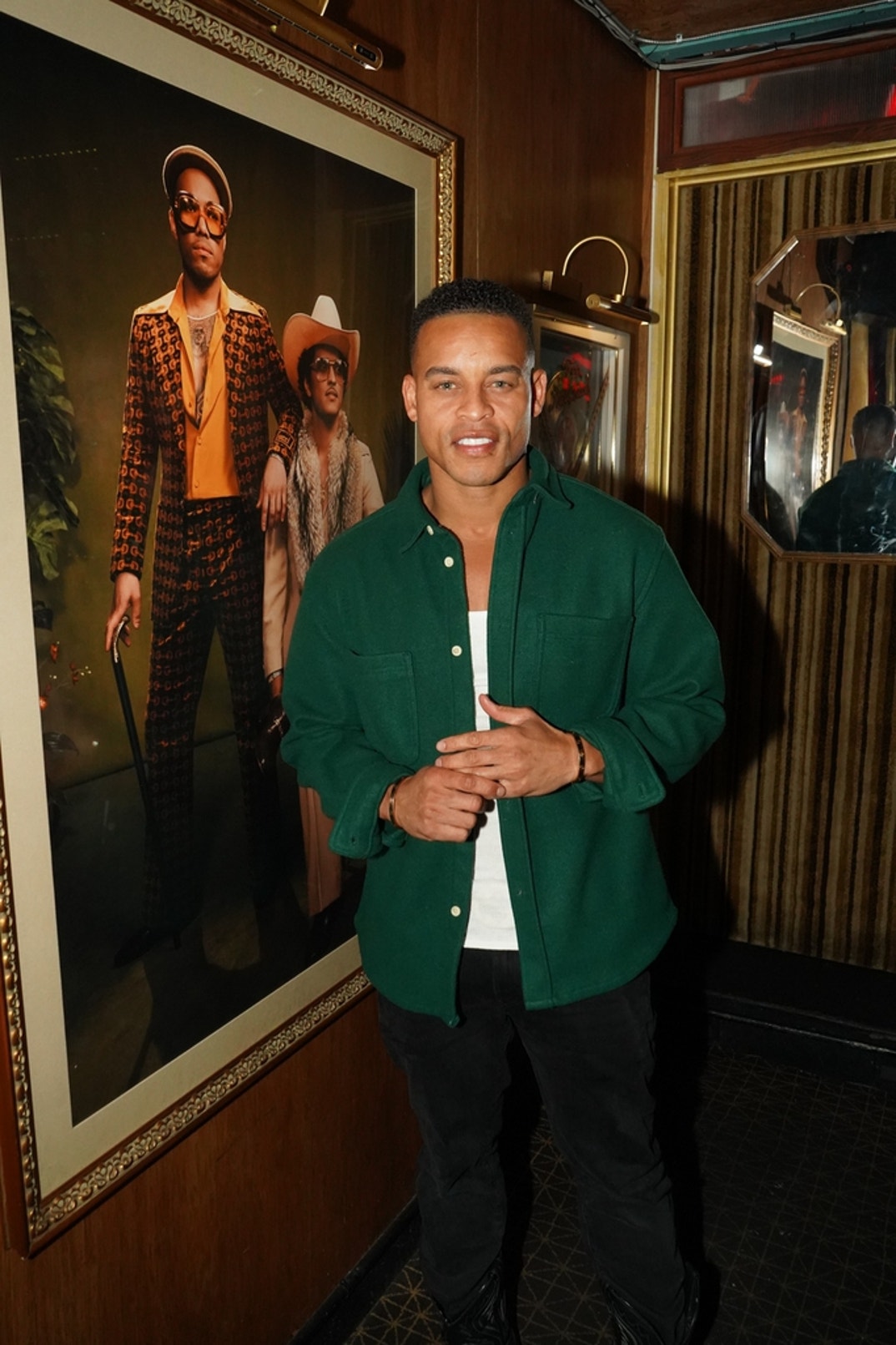 1225 Lukas Haas Christmas Song 10