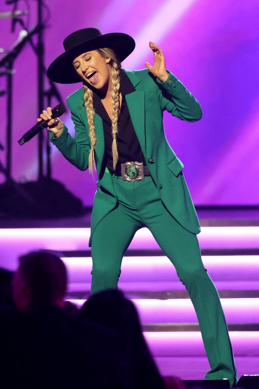 Lainey Wilson Performance Pics 5