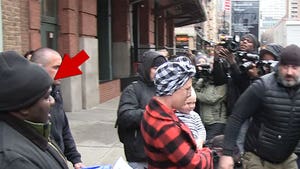 P!nk Gets Served, Mommy Day Out Interrupted