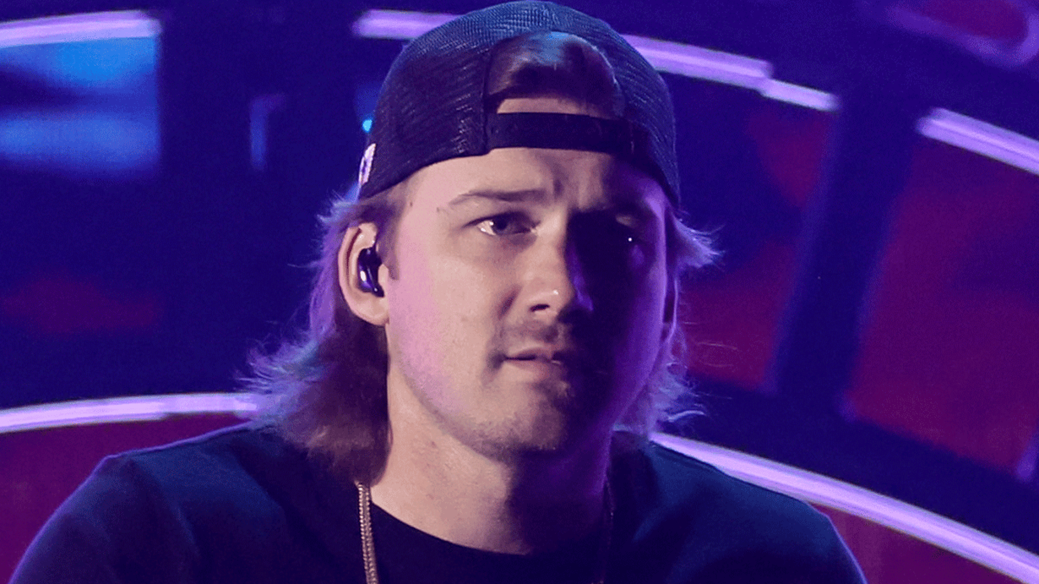 Morgan Wallen Caught Pouring Drink Down Woman's Blouse in Nashville Bar