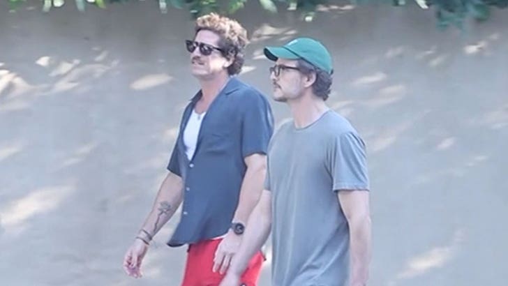 022426_pedro_pascal_rafa_olarra_cal