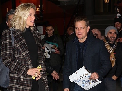 1212-matt-damon-shookus-snl-bg-02