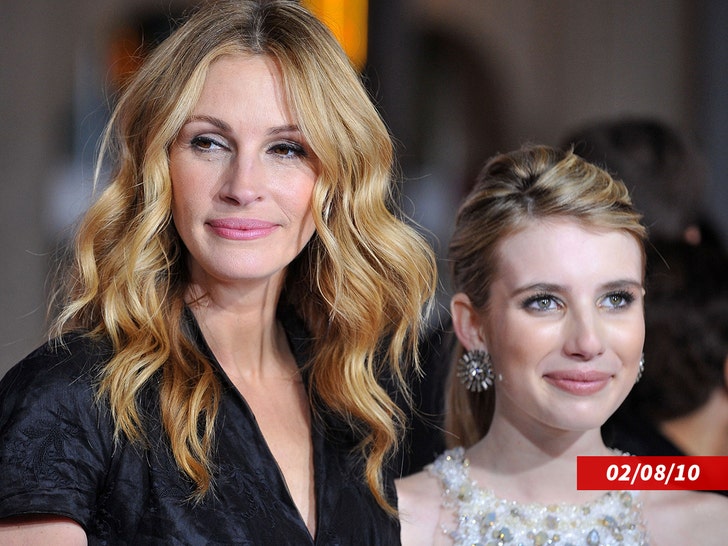 sub-emma-roberts-julia-roberts-getty-1