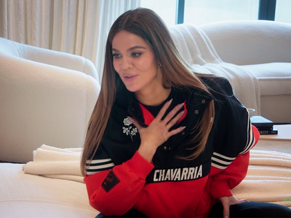 102926_khloe_kardashian_primary