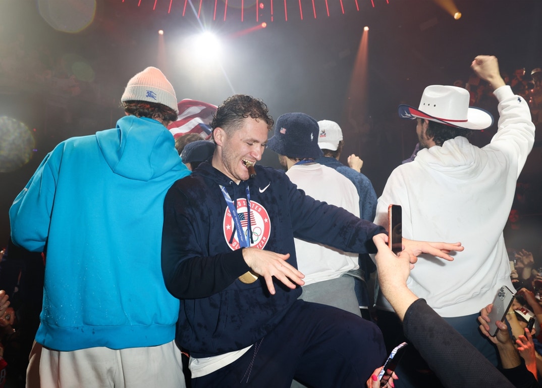 US Hockey Team Celebrate Gold 14