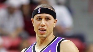 0226-mike-bibby-getty-02