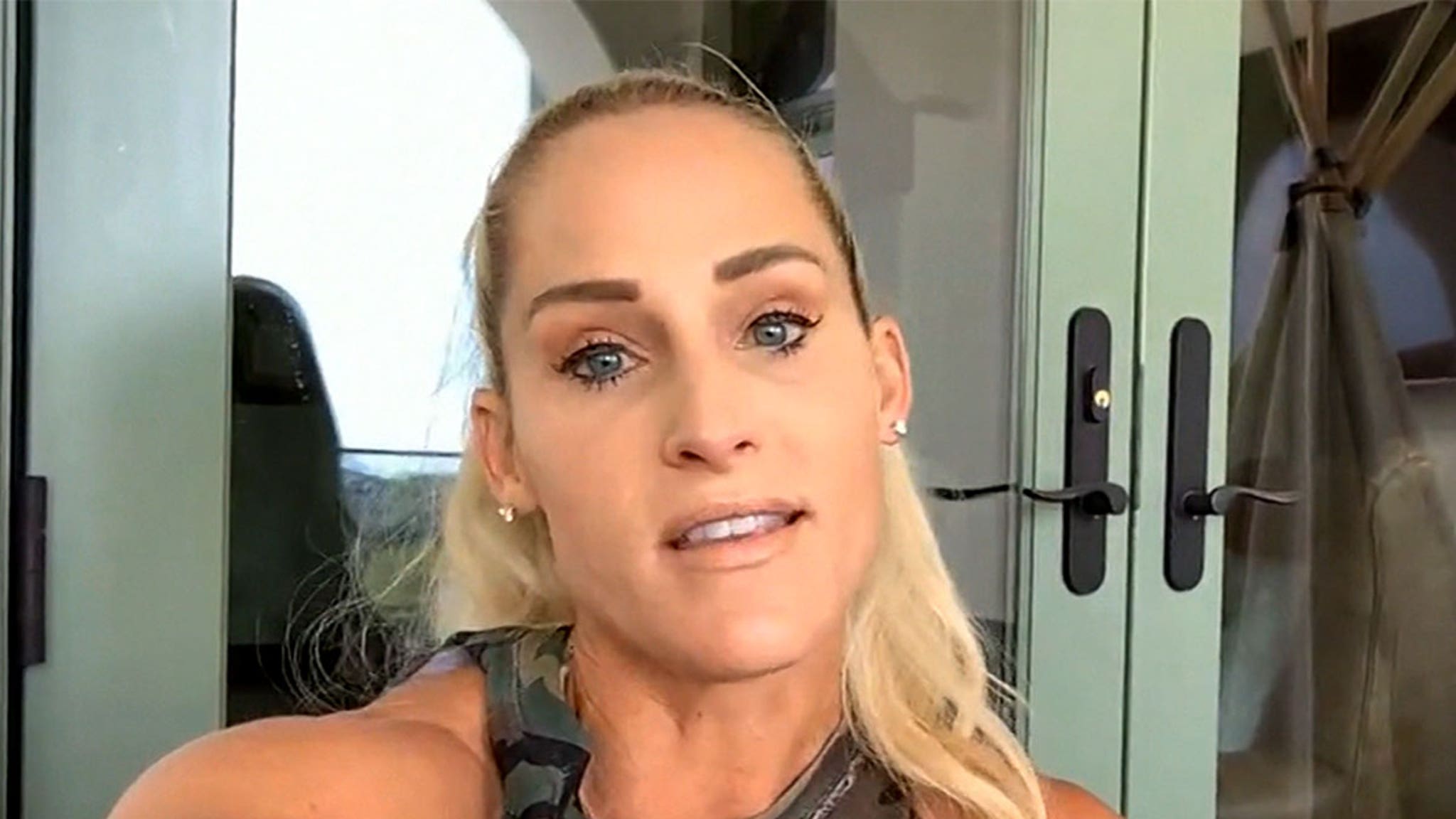 WWE's Top Women Should Demand Equal Pay with Men, Says Michelle McCool